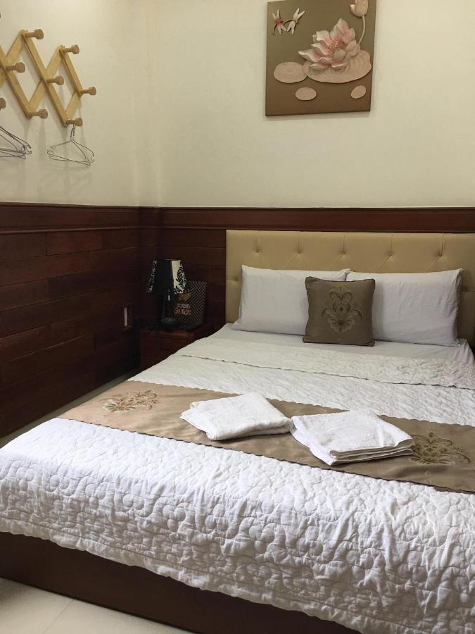 Au Lac Hotel Куинён Экстерьер фото